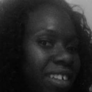 Meet your Posher, Tia